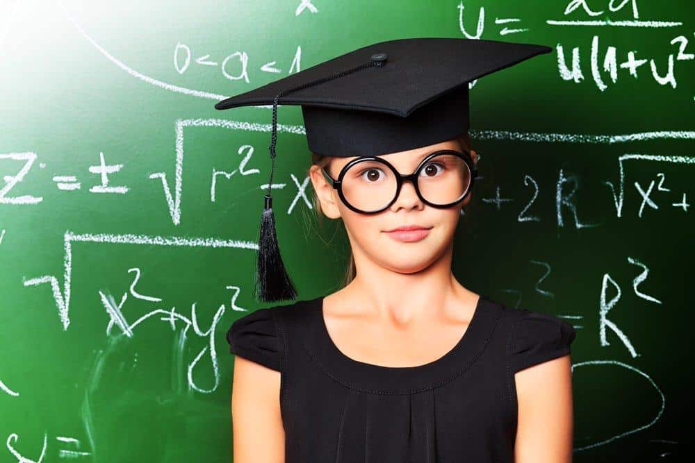 Sumber : https://hellosehat.com/parenting/tips-parenting/kecerdasan-anak-diturunkan-ibu/